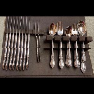 Oneida Wordsworth stainless 43 piece flatware
